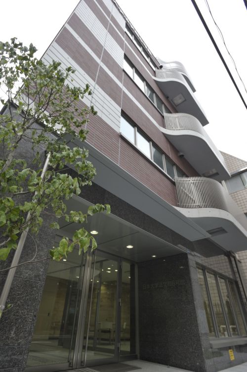 日本大学法学部 様 納入事例 文祥堂 日本大学法学部 様 納入事例 文祥堂